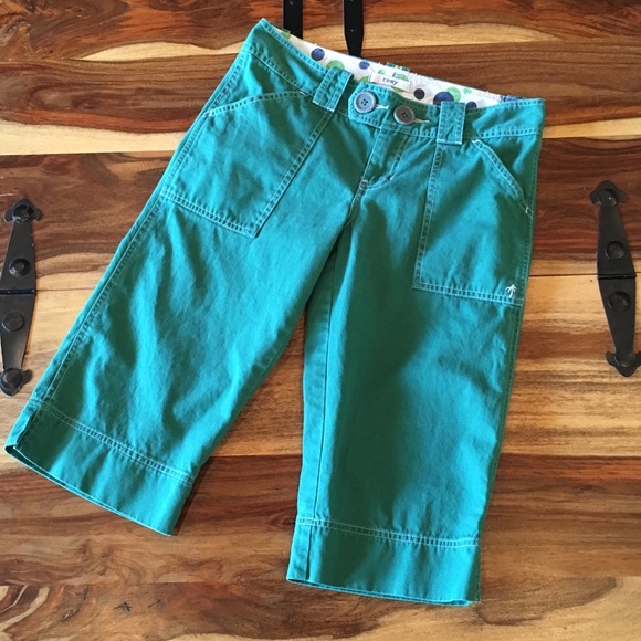 Clearance! ⚠️ Roxy Capri Khaki Style Pants, Size 5 - Picture 2 of 8